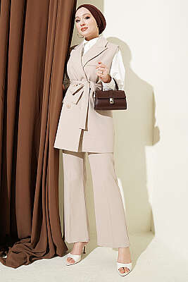 Kruvaze Yaka Kuşaklı Yelekli Takım Bej - GÜRZA TEKSTİL