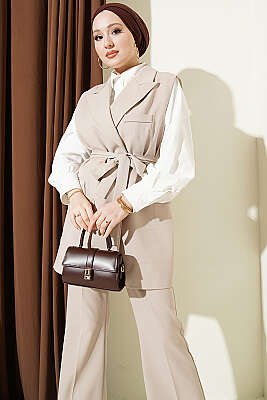 Kruvaze Yaka Kuşaklı Yelekli Takım Bej - İkili Takım