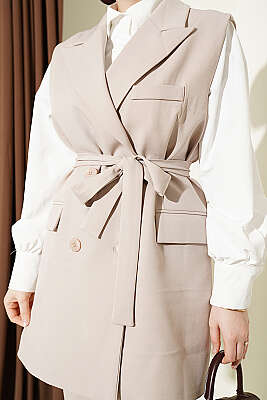 Kruvaze Yaka Kuşaklı Yelekli Takım Bej - İkili Takım