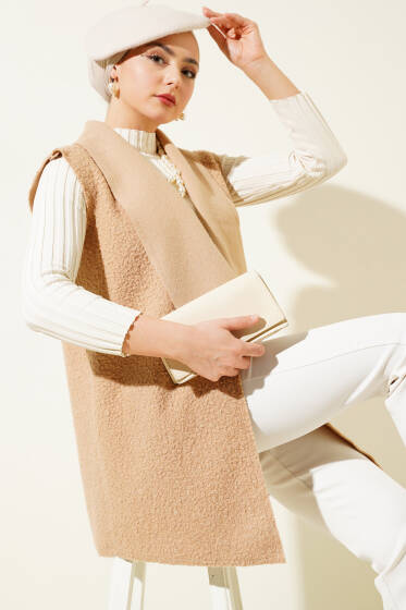 Kruvaze Yaka Salaş Buklet Yelek Camel - Yelek