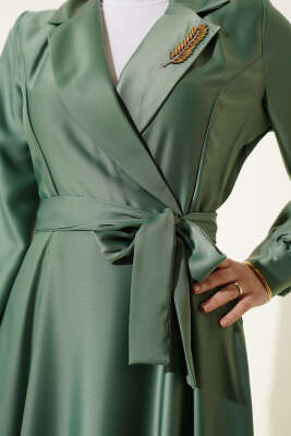 Kruvaze Yaka Taşlı Saten Abiye Elbise Çağla Yeşili - Elbise