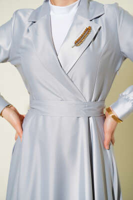 Kruvaze Yaka Taşlı Saten Abiye Elbise Gri - Elbise