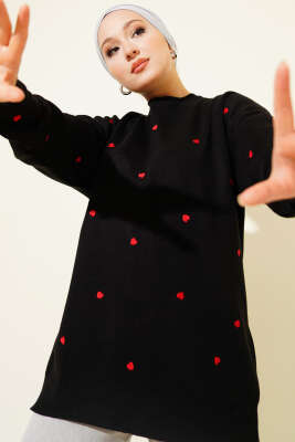 Küçük Kalp Nakışlı Triko Kazak Siyah - NOVALÜX