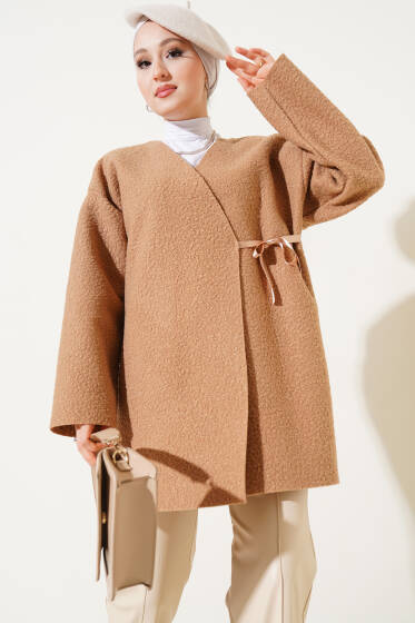 Kurdele Bağlamalı Buklet Ceket Latte - Ceket