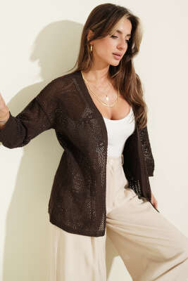 Kurdele Desenli Delikli Hırka Kahve - VANİZA TRİKO