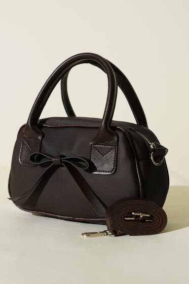 Kurdele Detaylı Kol Çantası Acı Kahve - Kol Çantası