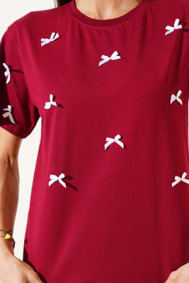 Kurdele Fiyonklu T-shirt Bordo - Yılın Fırsatı