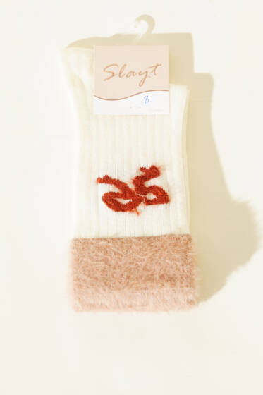 Kurdele Sakallı Detaylı Kadın Soket Çorap Ekru - Soket Çorap