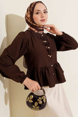 Kurdeleli Fırfır Detaylı Gömlek Kahve 