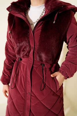 Kürk Detaylı Kapüşonlu Kapitone Mont Bordo - Mont