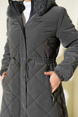 Kürk Kapüşonlu Kapitone Uzun Mont Füme - Mont