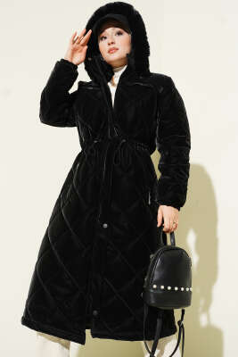 Kürk Kapüşonlu Kapitone Uzun Mont Siyah - GÜL NİDA