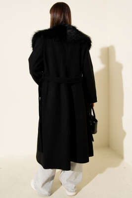 Kürk Yaka Kuşaklı Kaşe Kaban Siyah - Kadın Giyim Modelleri