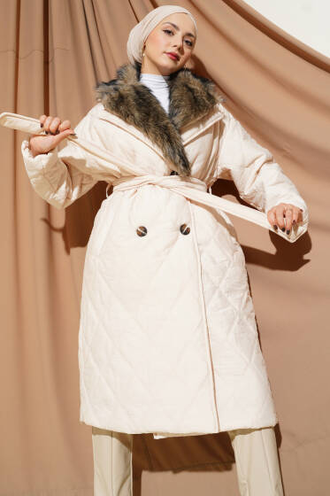 Kürk Yakalı Düğmeli Kapitone Mont Taş - Mont