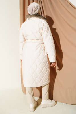 Kürk Yakalı Düğmeli Kapitone Mont Taş - Mont