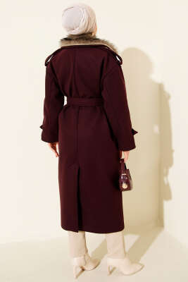 Kürk Yakalı Düğmeli Kaşe Kaban Mürdüm - Kaban