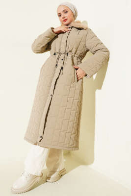 Kürk Yakalı Fermuarlı Uzun Kapitone Mont Bej - Günün Seçilenleri