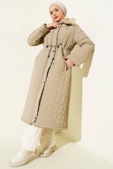 Kürk Yakalı Fermuarlı Uzun Kapitone Mont Bej - Günün Seçilenleri