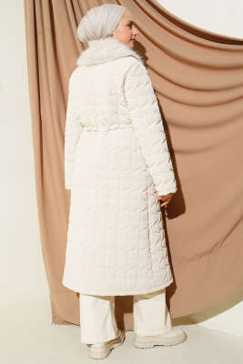 Kürk Yakalı Fermuarlı Uzun Kapitone Mont Taş - Günün Seçilenleri