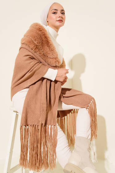 Kürklü Omuz Şalı Latte - Omuz Şalı