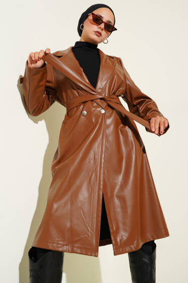 Kurvaze Yaka Kuşaklı Deri Trençkot Taba - Trençkot