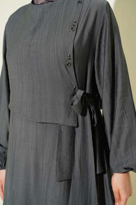 Kuş Gözü Detaylı Bağlamalı Elbise Füme - Elbise