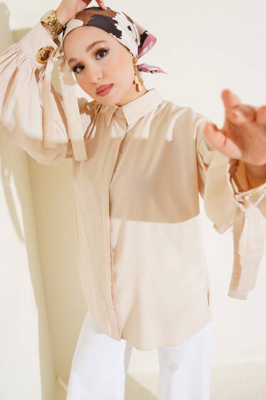 Kuş Gözü Detaylı Balon Kol Gömlek Bej - Gömlek
