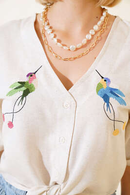 Kuş Nakışlı Bağlamalı Gömlek Bej - Thumbnail