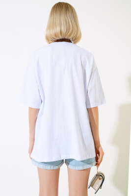 Kuş Pul Desenli T-shirt Beyaz - Kadın Giyim Modelleri