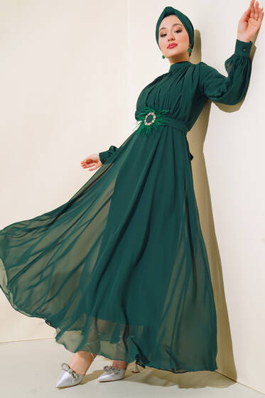 Kuşağı Tüy Detaylı Şifon Elbise Zümrüt Yeşil - Tesettür Elbise