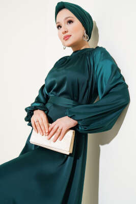 Kuşaklı Balon Kol Saten Abiye Elbise Zümrüt - Tesettür Elbise
