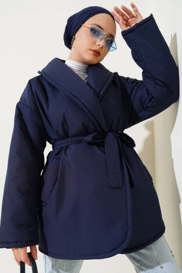 Kuşaklı Cepli Basic Şişme Mont Lacivert - Mont