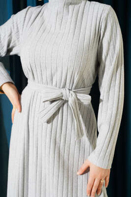 Kuşaklı Dik Fitilli Kaşe Elbise Gri - Elbise