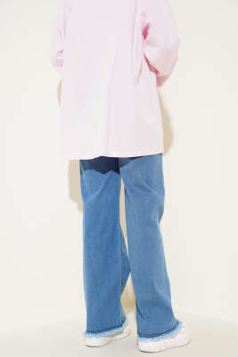 Kuşaklı Geniş Paça Kot Pantolon Orta Mavi - 500-700 TL Ürünler