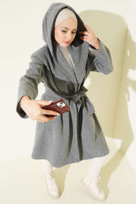 Kuşaklı Kapüşonlu Kaşe Kaban Füme 