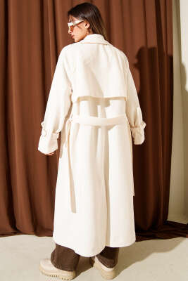 Kuşaklı Rüzgarlıklı Uzun Kaşe Kaban Ekru - Kadın Giyim Modelleri
