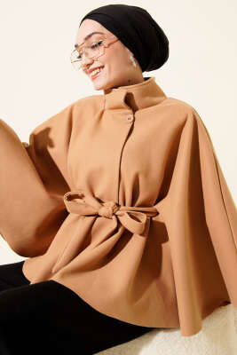 Kuşaklı Tek Düğmeli Panço Camel 