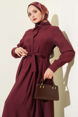 Kuşaklı Yarım Yaka Düğmeli Tensel Elbise Bordo - Elbise