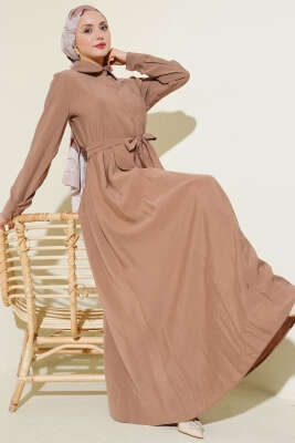 Kuşaklı Yarım Yaka Düğmeli Tensel Elbise Latte - BERAT TEKSTİL