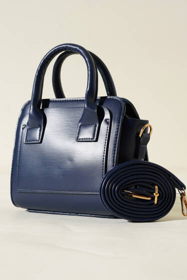 Kutu Model El Çanta Lacivert - Kol Çantası