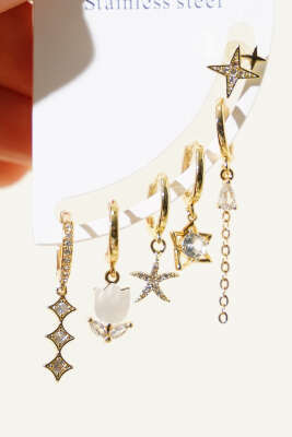 Lale Detaylı Küpe Seti Gold - Küpe