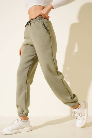 Lastikli Üç İplik Jogger Pantolon Çağla Yeşili - Kadın Giyim Modelleri