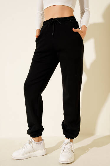 Lastikli Üç İplik Jogger Pantolon Siyah - Kadın Giyim Modelleri