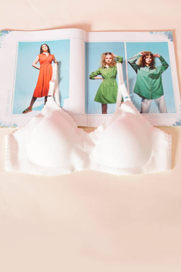 Lazer Kesim Destekli Sütyen Ekru - Toparlayıcı Sütyen / Minimizer Sütyen