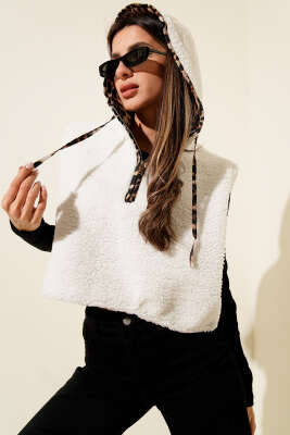 Leopar Astarlı Peluş Kısa Yelek Ekru - Kadın Giyim Modelleri