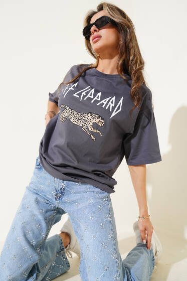 Leopar Baskılı T-shirt Füme - Kadın Giyim Modelleri
