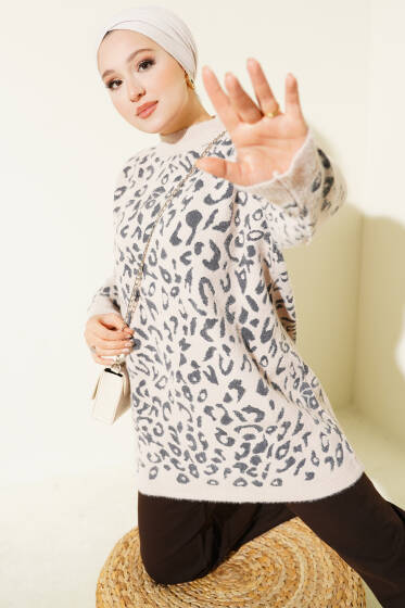 Leopar Desen Detaylı Sakallı Kazak Bej - Triko Kazak