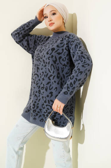 Leopar Desen Detaylı Sakallı Kazak Füme - Triko Kazak