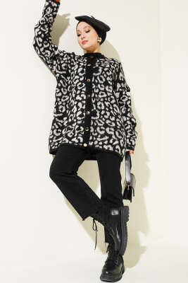 Leopar Desen Düğmeli Salaş Triko Hırka Bej - Triko Hırka