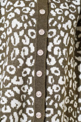 Leopar Desen Düğmeli Triko Hırka Haki - Triko Hırka